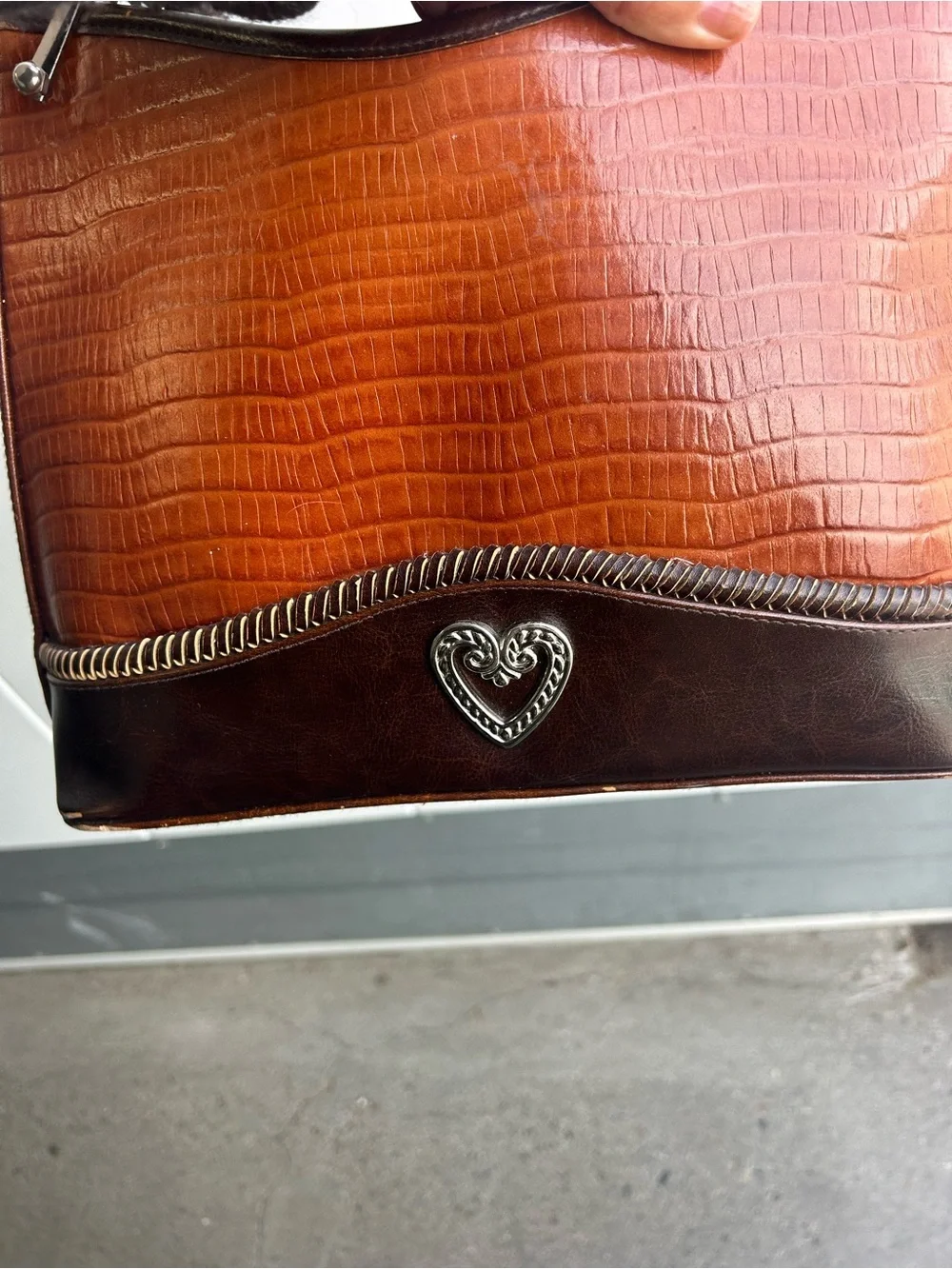 Vintage Textured Brown Leather Shoulder Bag with Heart Accent